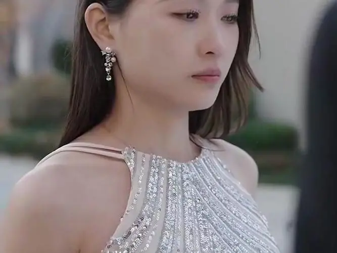 《老婆不许我低调》：当禁忌之爱遇上游戏逆袭，一场啼笑皆非的婚姻保卫战